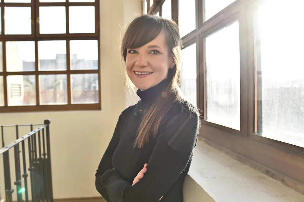 Nízké tresty za domácí násilí? Často to začíná u policistů, kteří nejsou vždy proškoleni, říká Michaela Studená