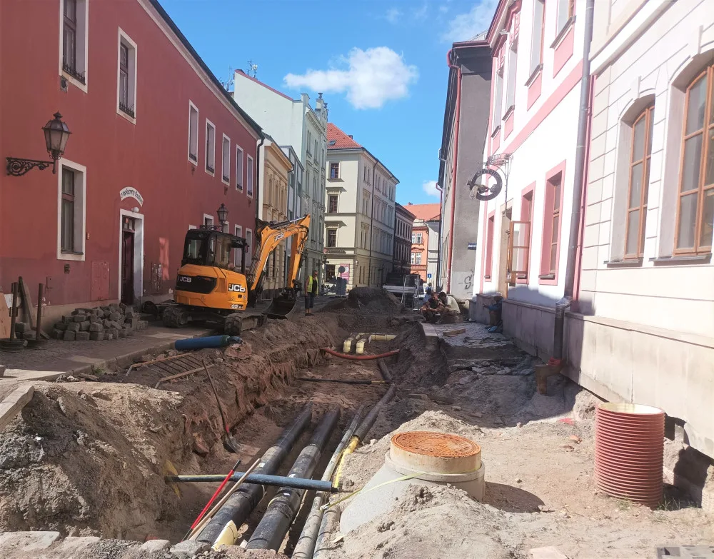Hradečtí archeologové objevili další důkazy o přemyslovském hradišti