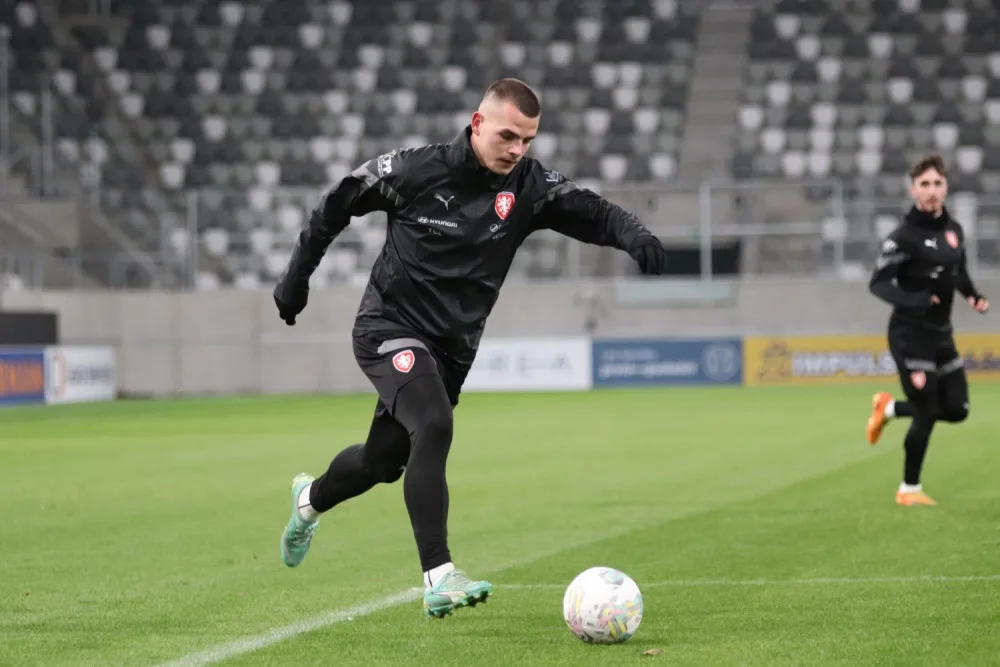 Lvíčata chtějí pod lízátky vyválčit ve federálním derby tři body