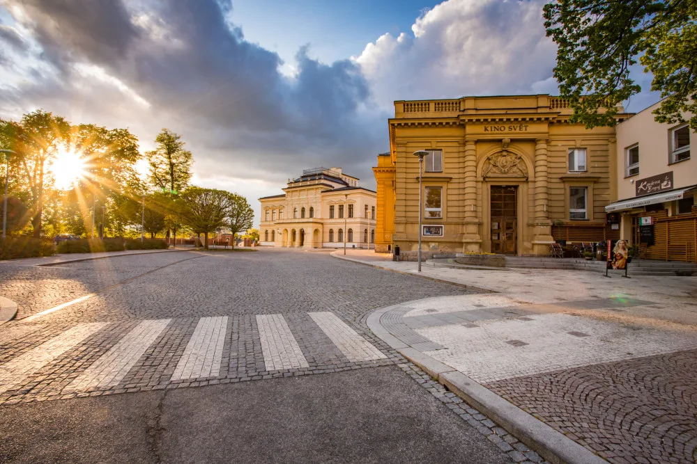 j.fryzl@centrum.cz