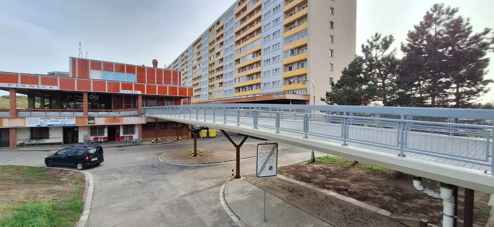 Na Benešově třídě v Hradci Králové otevřeli novou lávku za více než deset milionů