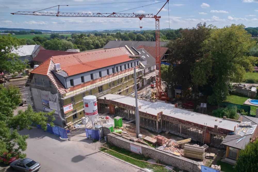 Poslední den sbírky. Pomozte budovat naději pro lidi s roztroušenou sklerózou v hradeckém kraji
