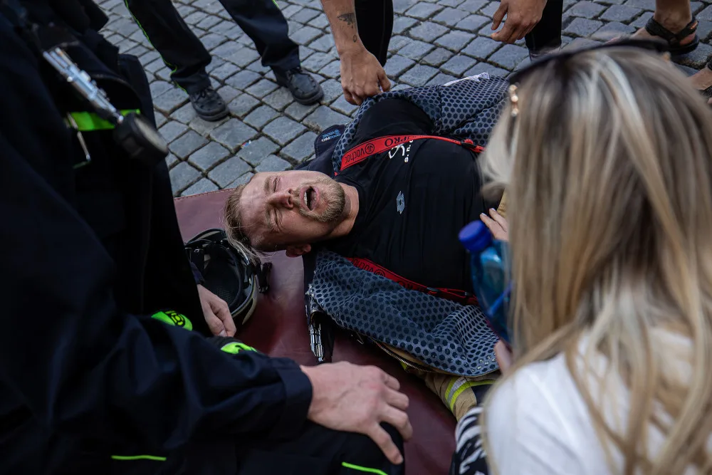Lidé obdivovali na náměstí v Jičíně hasiče v akci