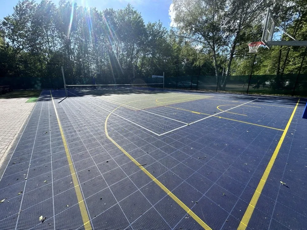 Hradec investoval přes milion do multifunkčního sportoviště u Stříbrňáku. Využijí ho i školy