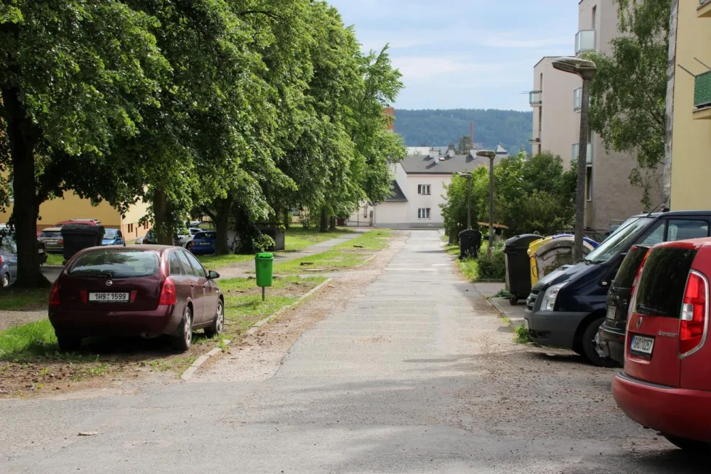 Ve Dvoře Králové odstartovala velká rekonstrukce sídliště. Omezí dopravu i parkování