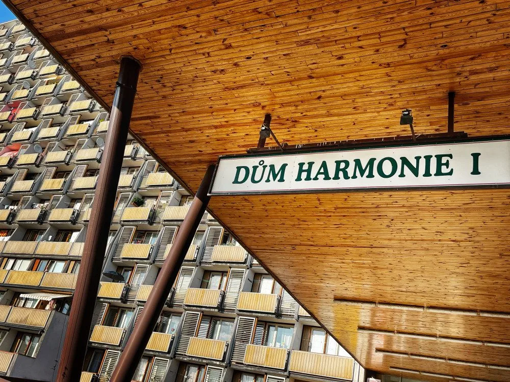 Rekonstrukce hradecké Harmonie se dotkne stovek lidí