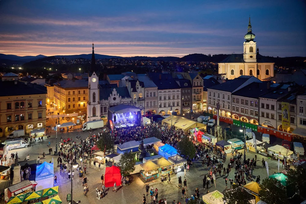 Trutnov změnil vyhlášku o nočním klidu. Akcí na Bojišti bude méně