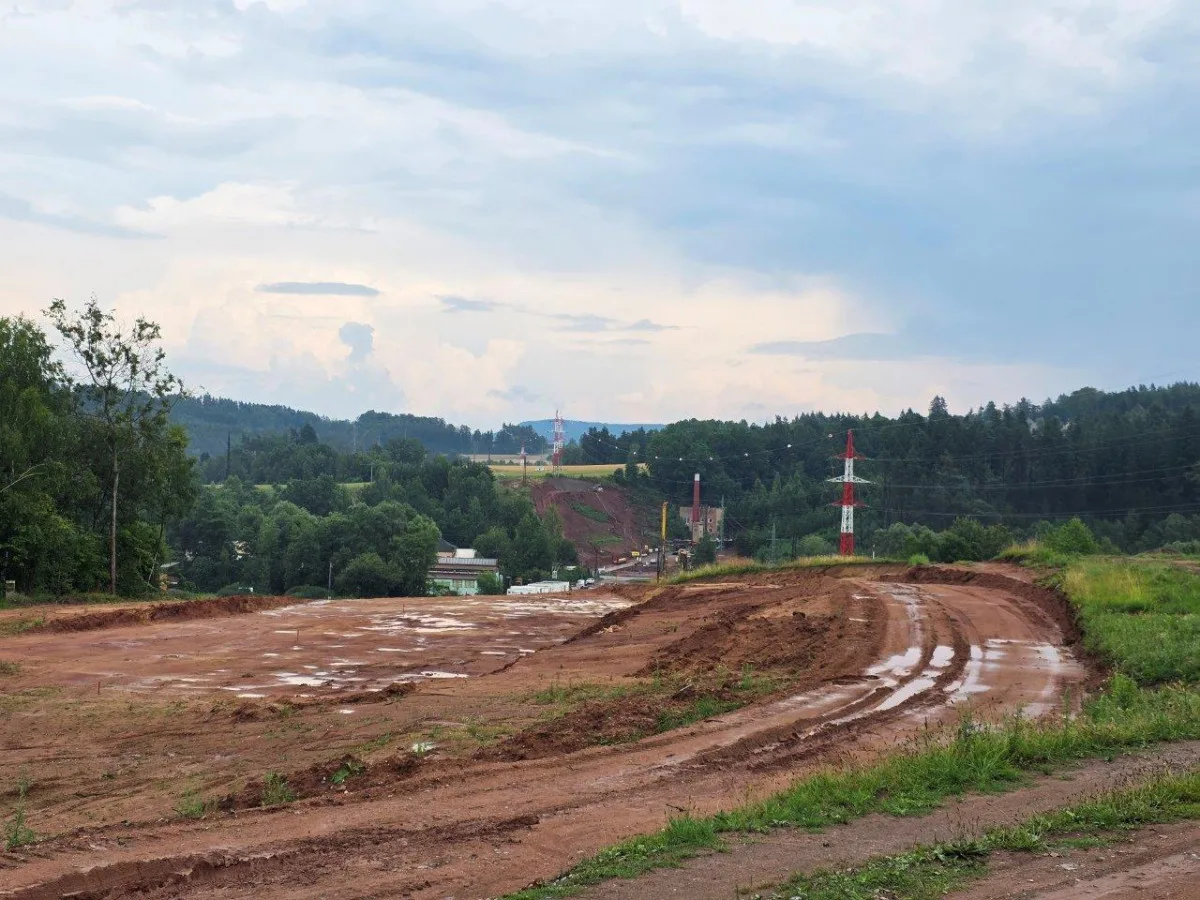 Stavba obchvatu Náchoda pokračuje rychlým tempem. Tunel začne vznikat na podzim