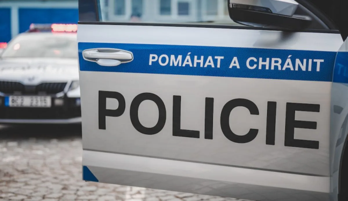 Pátrání po pohřešované dívce z Broumovska skončilo šťastně, už je v bezpečí