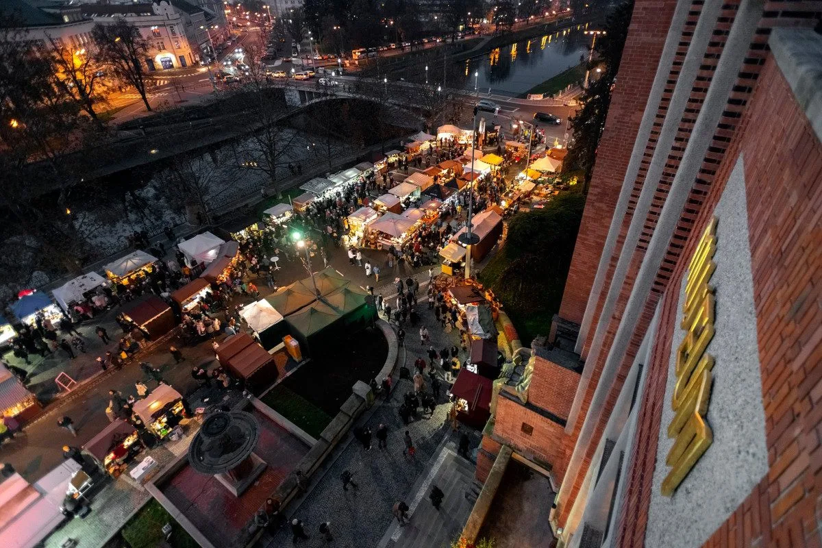 Muzejní adventní trh v Hradci Králové. Tradiční řemesla, dílny i vánoční atmosféra