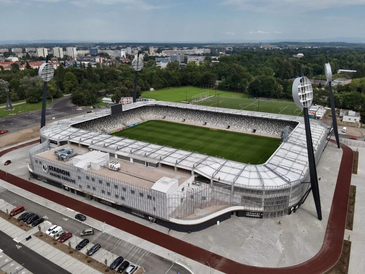 Fotbal HK 1905 se vlastnických práv v FC Hradec Králové ujme 5. prosince