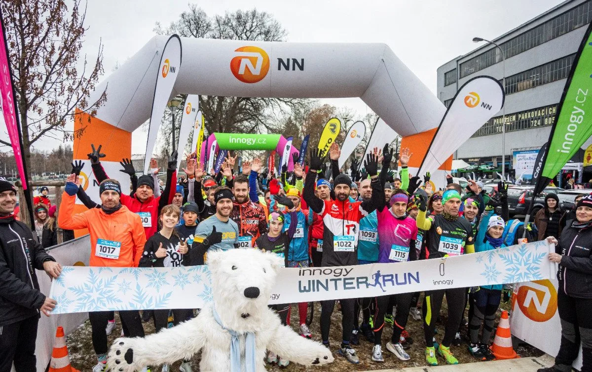 Hradec láká o víkendu na Winter run, šermířské souboje i večerní prohlídky Hučáku