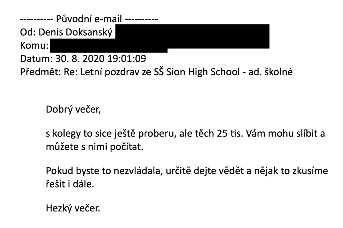 Doplaťte desítky tisíc, nebo dítě nepůjde k maturitě. Rodiče popisují praktiky školy Sion