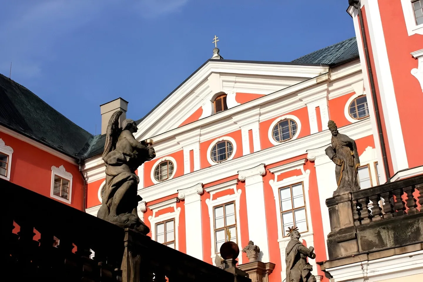 Klášter Broumov - Vzdělávací a kulturní centrum