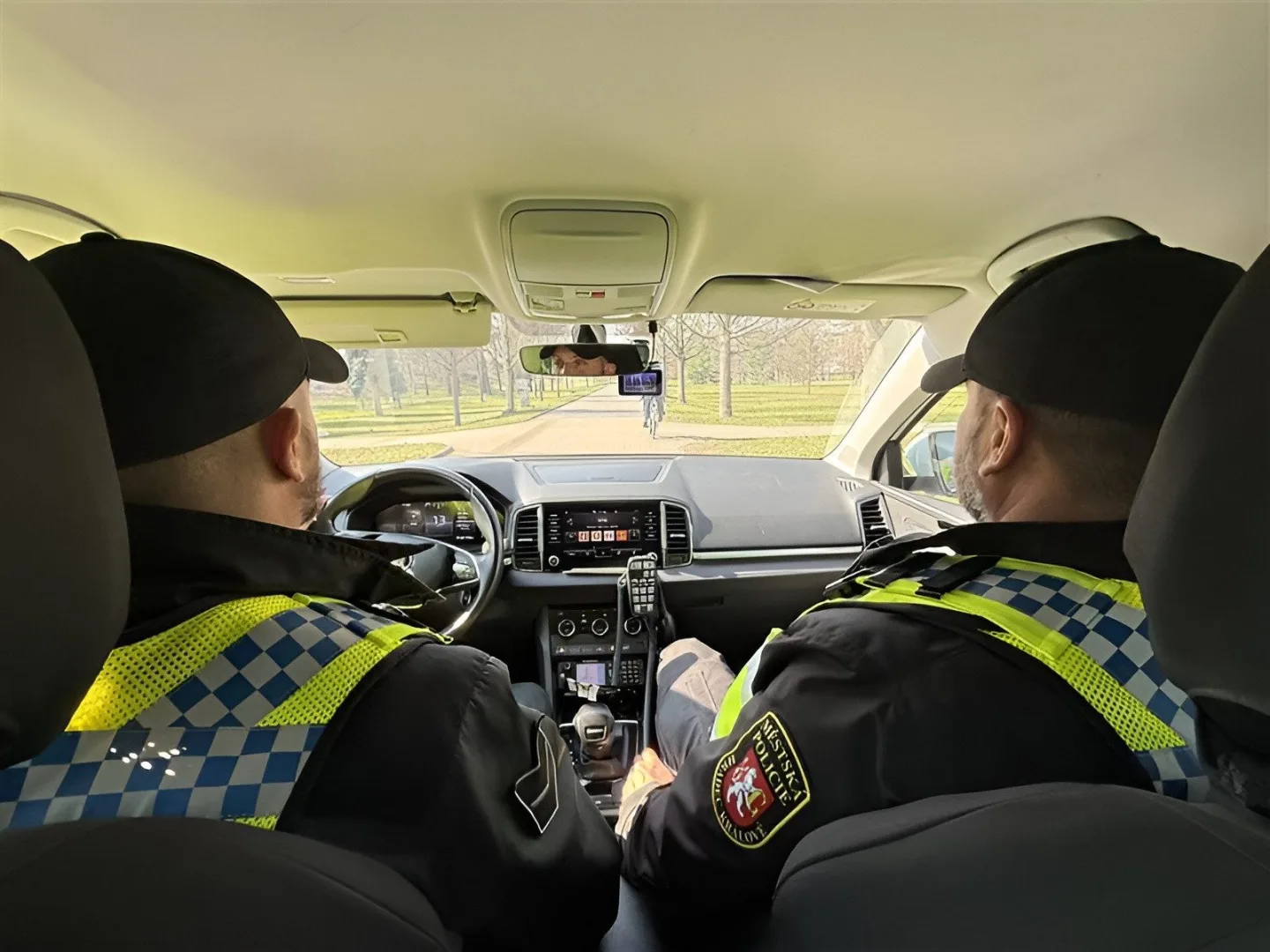 Neobvyklé vysvětlení řešili strážníci Městské policie Hradec Králové na pěší zóně u Atria.