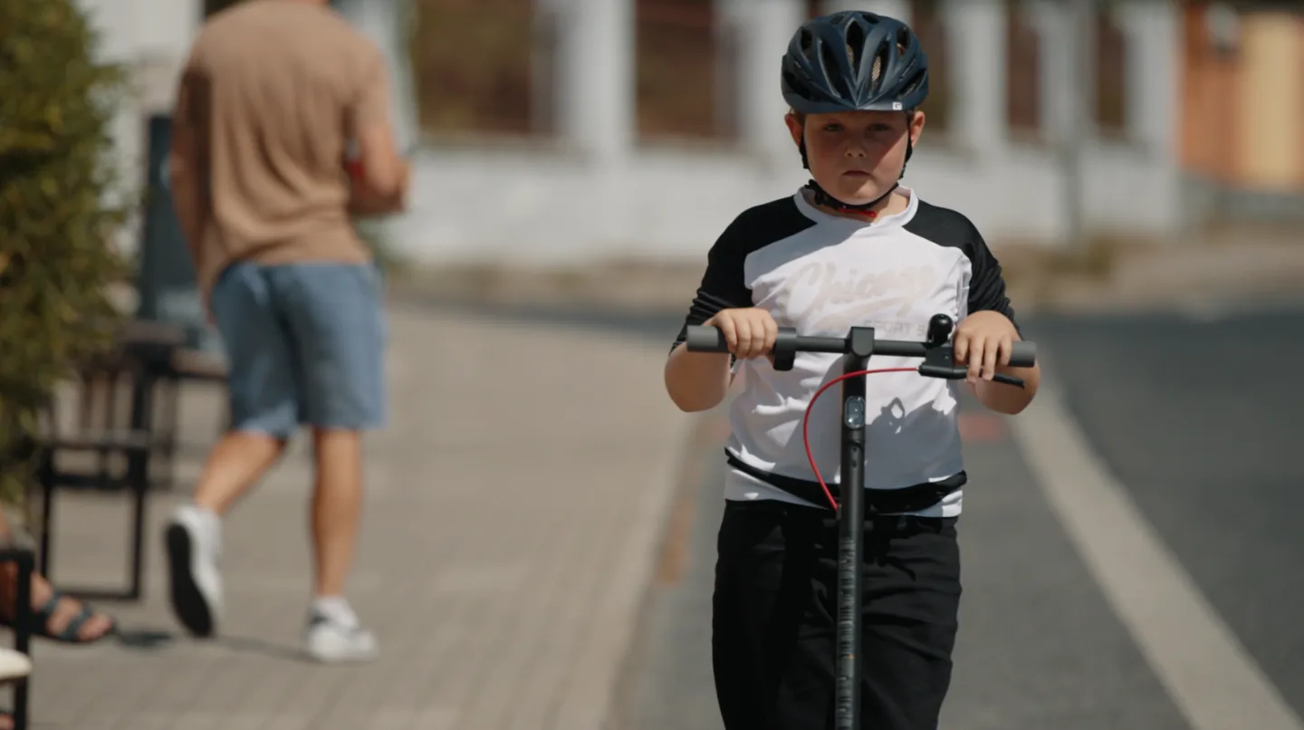 Markéta se Zebrou řeší elektrokoloběžky