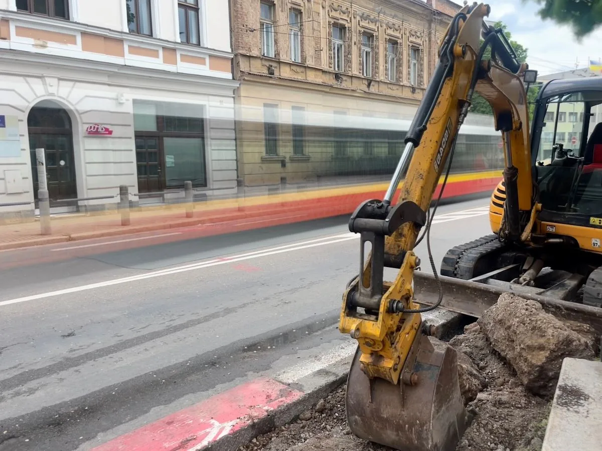 Opravy hradecké ČSA podle primátorky Ironmana ani divadelňák neovlivní