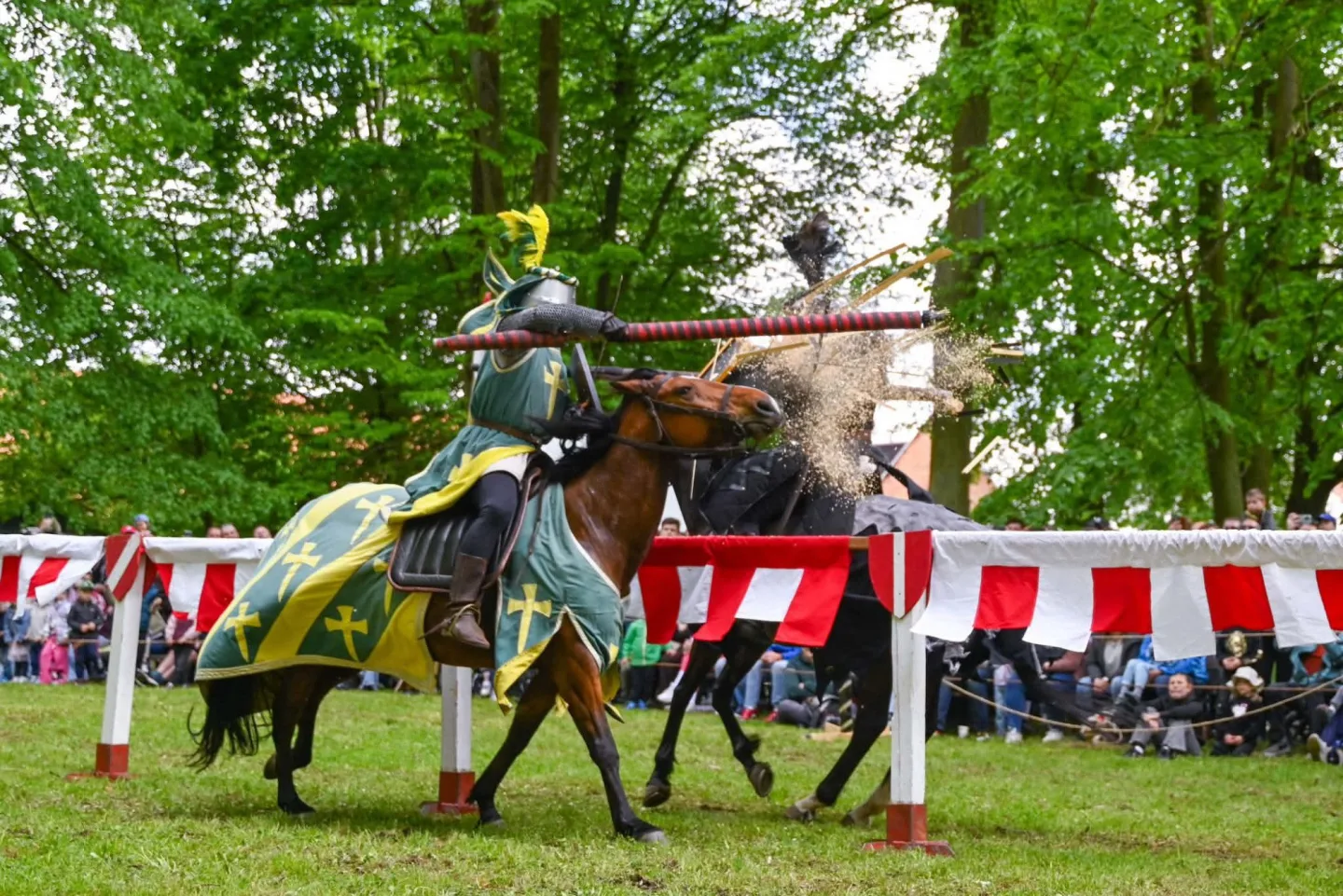 Po každém turnaji si musíme něco zašít, říkají kaskadéři. Zítra vystoupí v Jičíně