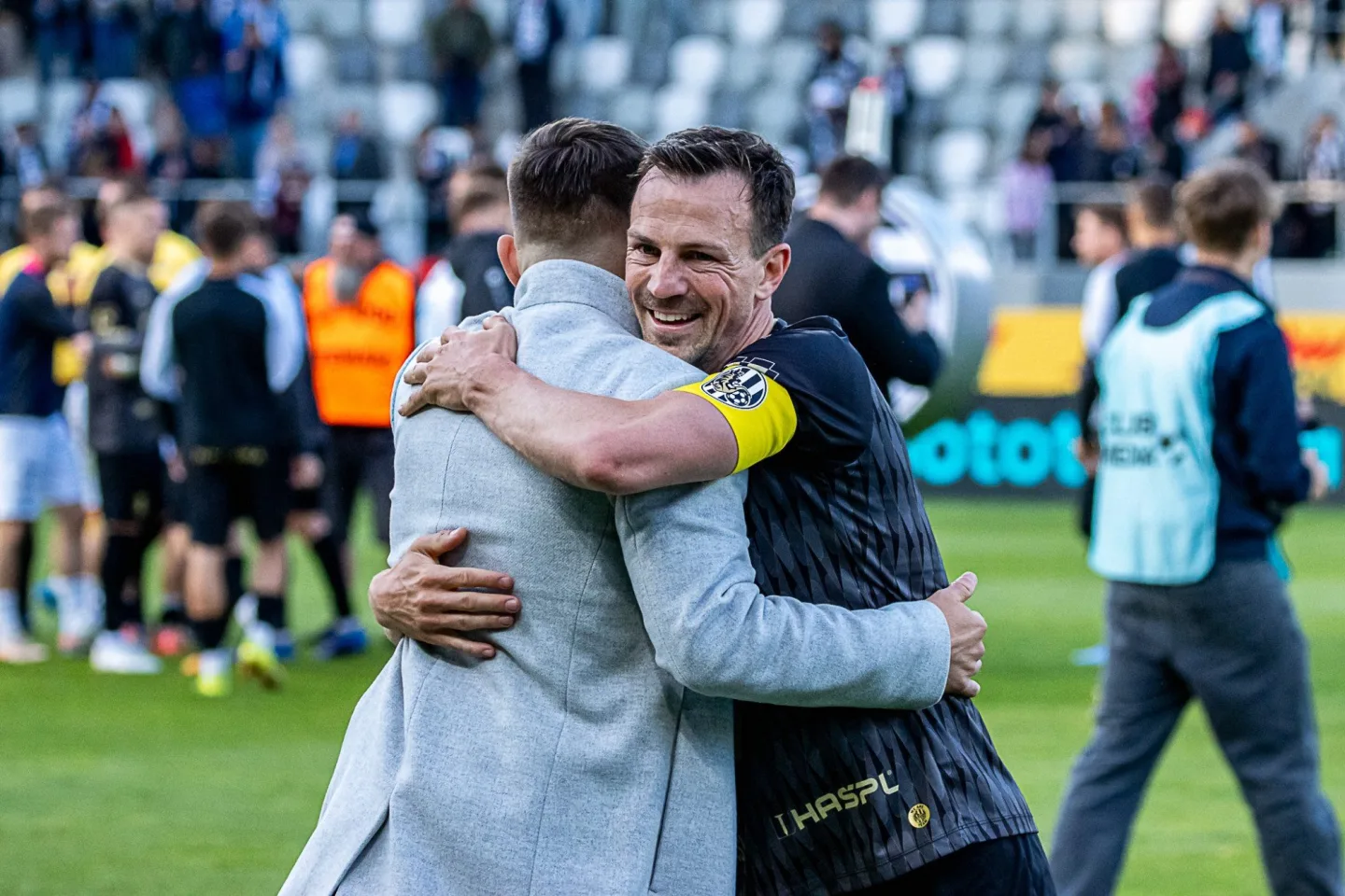 Fotbalový reprezentant Darida prodloužil s Hradcem smlouvu o další dva roky