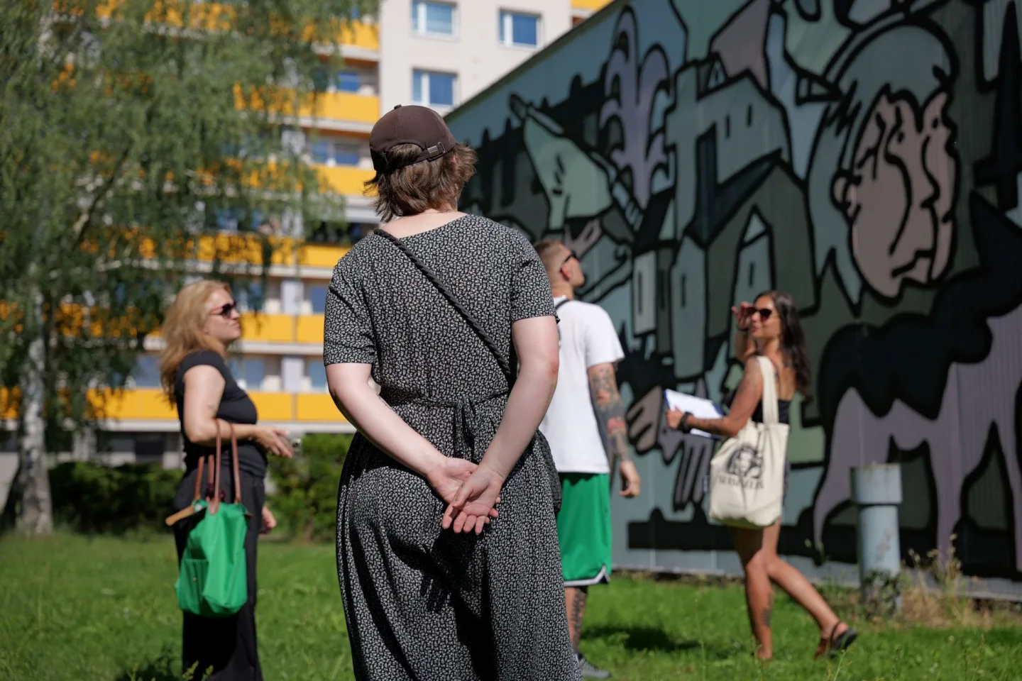 FOTOGALERIE: Street Art Festival přinesl nové muraly i návrat k poničenému dílu Tiny Chertové
