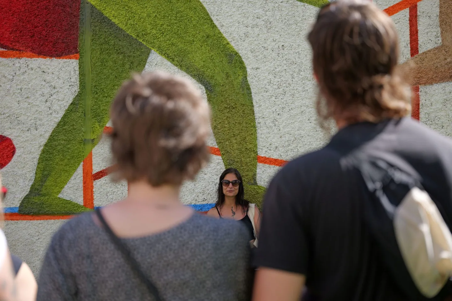FOTOGALERIE: Street Art Festival přinesl nové muraly i návrat k poničenému dílu Tiny Chertové