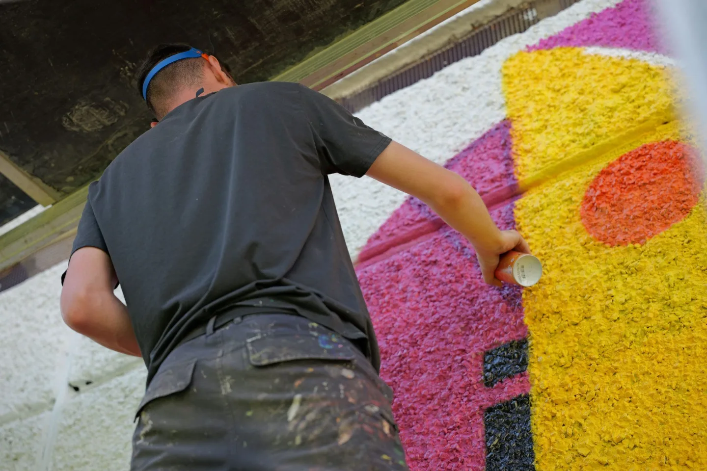 FOTOGALERIE: Street Art Festival přinesl nové muraly i návrat k poničenému dílu Tiny Chertové