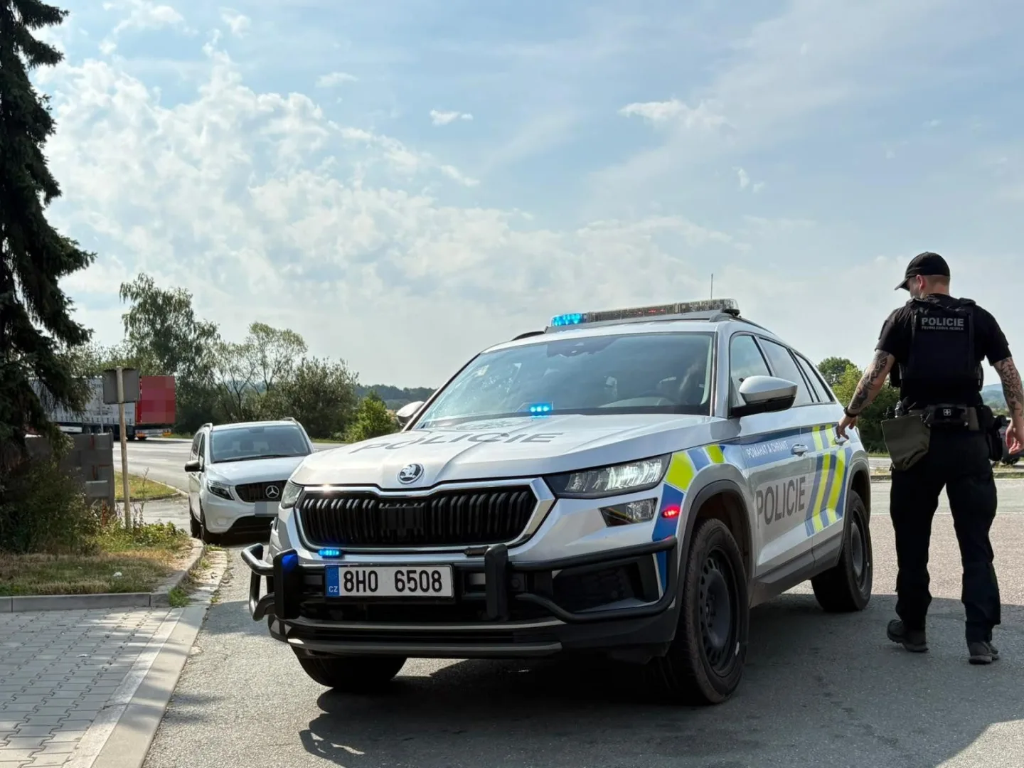 Policie na Náchodsku zkontrolovala přes 200 aut. Přestupky odhalila u většiny řidičů