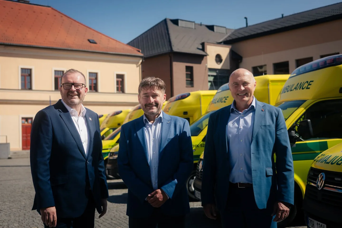 Záchranná služba v Královéhradeckém kraji má sedm nových sanitek