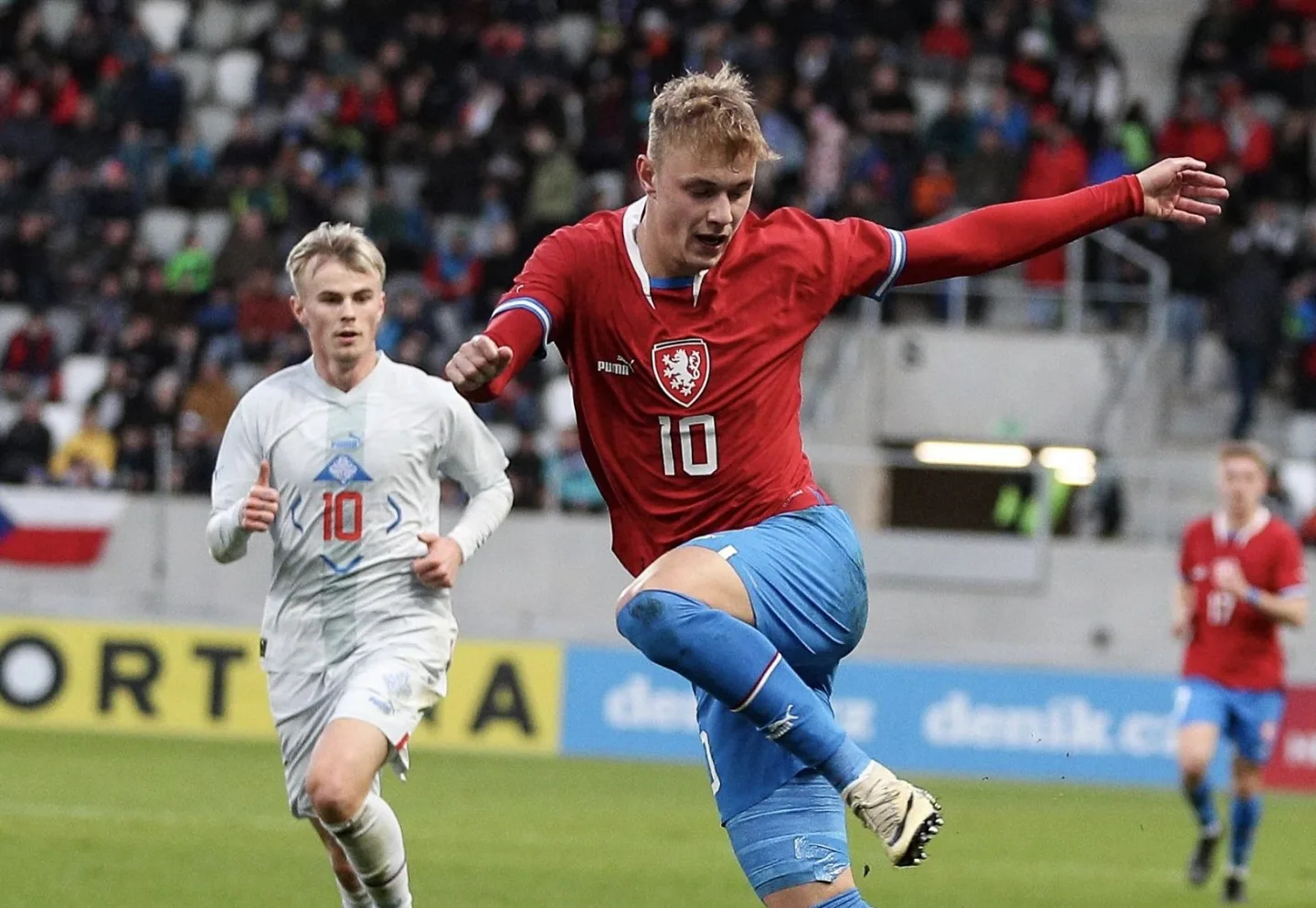 Lvíčata míří do Hradce. Proti Bulharsku budou hájit druhé místo v kvalifikaci