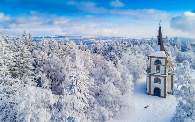 Zimní přechod – přejezd Zvičiny