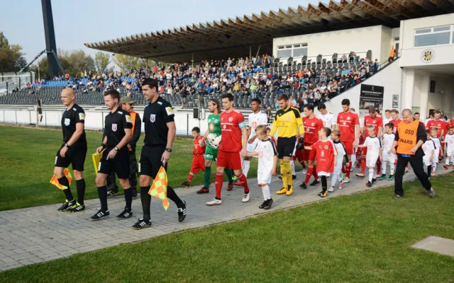 Oslabený Hradec vydřel tři body a posunul se na druhé místo tabulky
