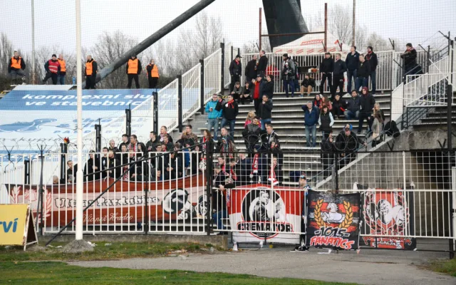 Derby v režii Votroků! Hradec převálcoval Pardubice, rozhodl první poločas