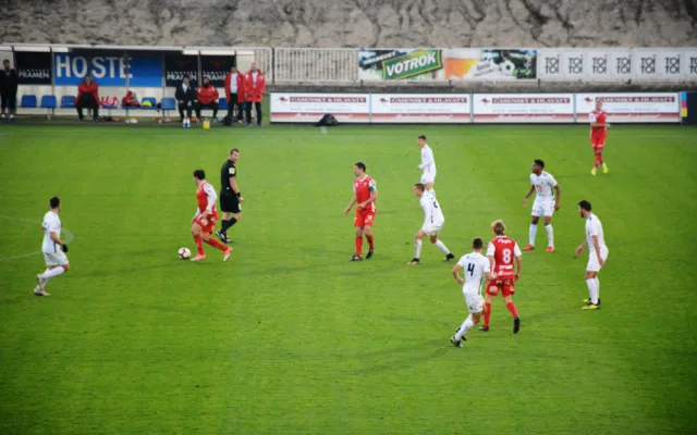 Derby v režii Votroků! Hradec převálcoval Pardubice, rozhodl první poločas