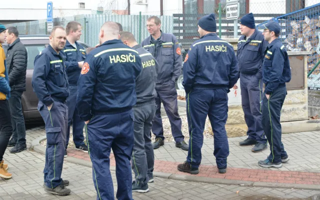 Dobrovolní hasiči z Plácek a Třebše mají nové cisterny