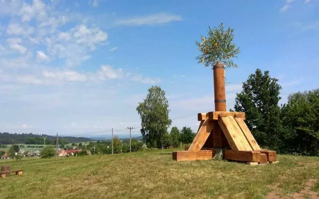 Práce na replice mlýnu už začaly.
