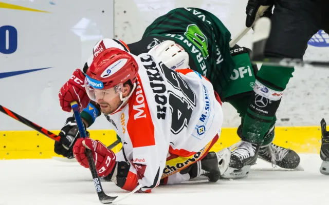 Zápas bez fanoušků Mountfield proti Karlovým Varům prohrál 5:3