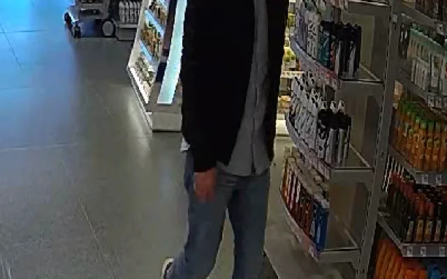 Záběr z bezpečnostní kamery.