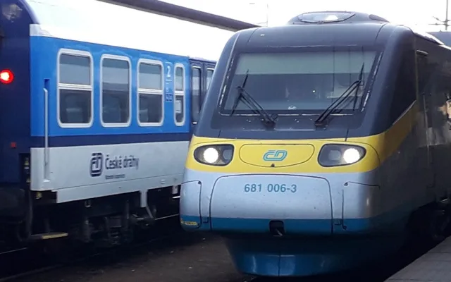 Pendolino na nádraží v Hradci Králové