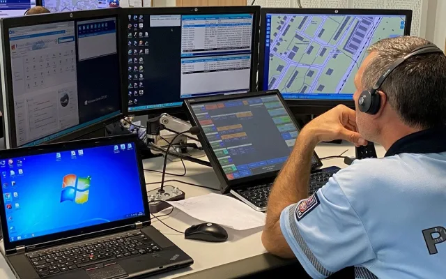 Integrované operační středisko Krajského ředitelství policie Královéhradeckého kraje