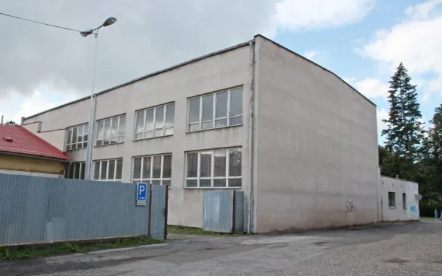 Tělocvična na Wolkerově nábřeží