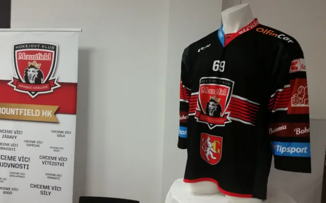 Dres Mountfieldu na novou sezónu