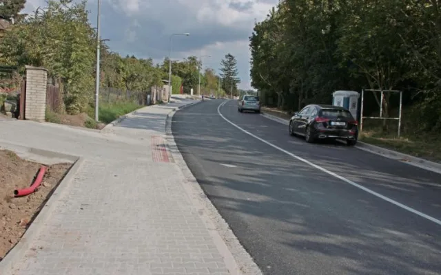 Krkonošská ulice ve Dvoře Králové nad Labem je po devíti měsících opět otevřena