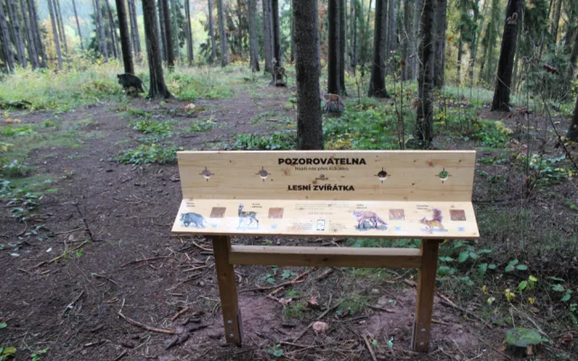 Radnice v Hořicích rozšířila naučnou stezku pro děti. Nyní vede až ke koupališti Dachova