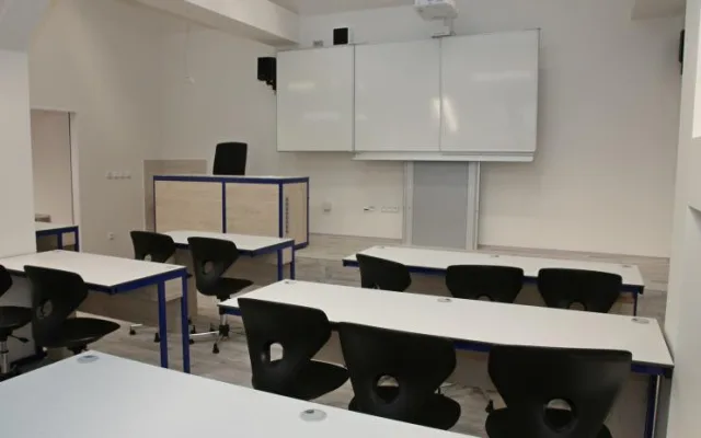 Nová multimediální jazyková učebna