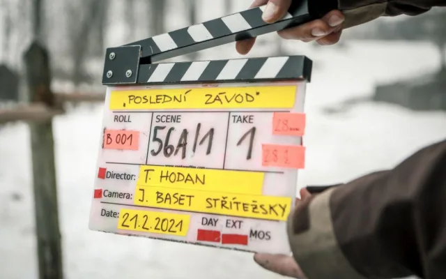 V Krkonoších se začal natáčet film Poslední závod s Kryštofem Hádkem