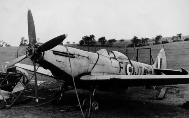Pilotovat ikonickou stíhačku Spitfire je velká zodpovědnost a pocta, říká Jiří Horák