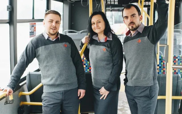 Hradecký dopravní podnik přestrojí své zaměstnance do nových uniforem