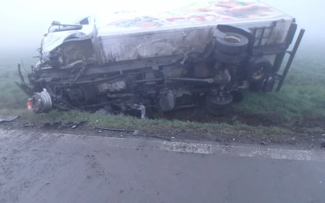 U Nového Města došlo k tragické nehodě, silnice byla celé dopoledne uzavřená