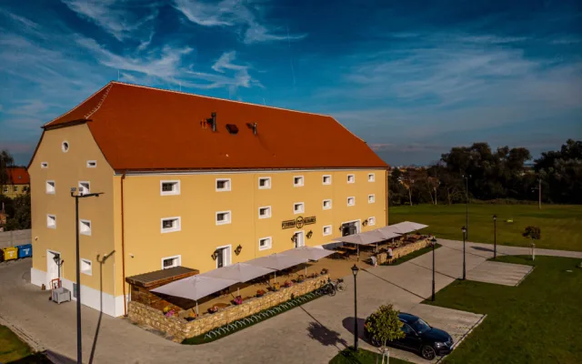 Pokud do dvou měsíců neotevřeme, bude to vážný existenční problém, říká provozní minipivovaru Beránek