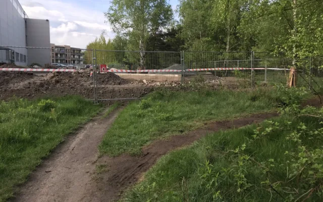 Na Plachtě se rozšiřují sklady. Úřady absolutně selhaly, říkají ekologové